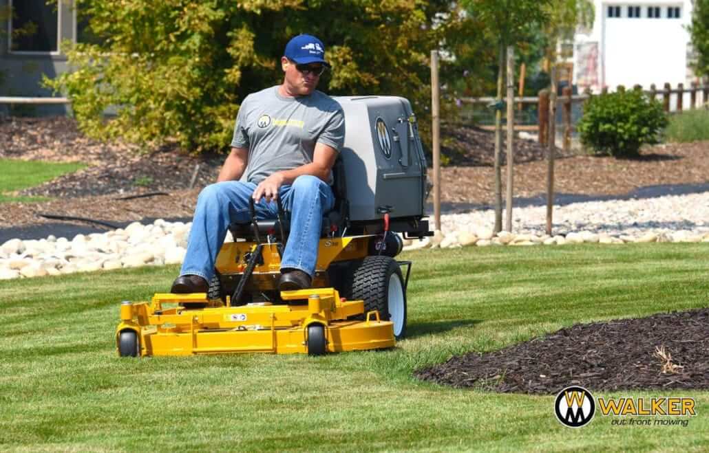 Walker S18 – 18 Pk benzine – low dum