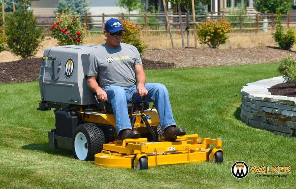 Walker S18 – 18 Pk benzine – low dum